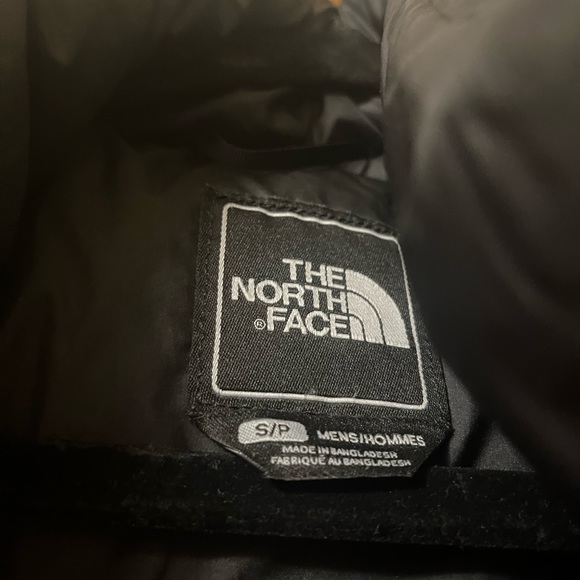 North face puffer vest - Picture 2 of 2